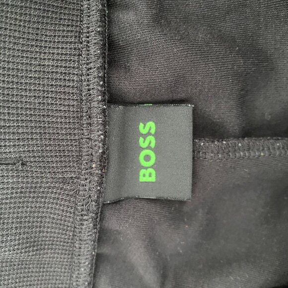 Hugo Boss Shorts - Picture 3 of 4
